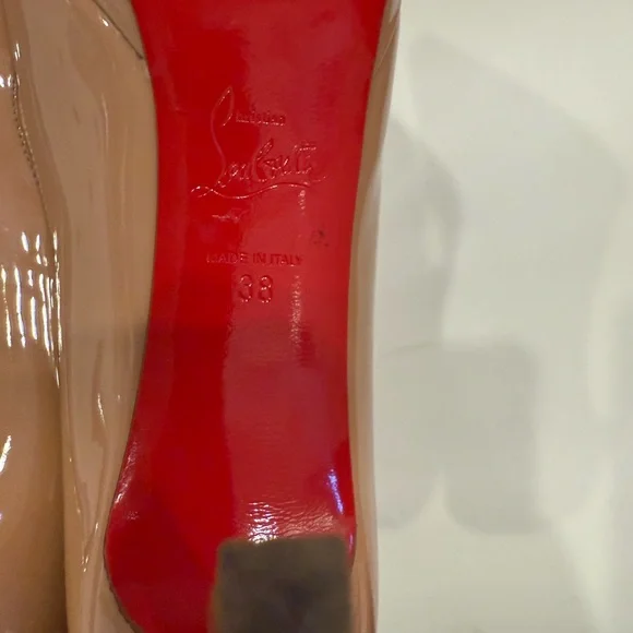 Christian Louboutin Nude Patent Leather Heels - Picture 8 of 13